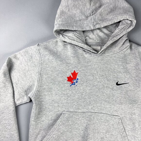 Vintage Nike Hoodie | Light Grey Pullover Sweatshirt with Embroidered Logo - Picture 4 of 7